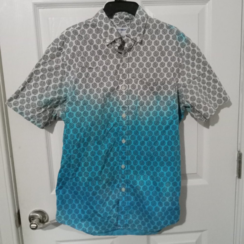 EUC & UPCYCLED Old Navy button down shirt blue ombre